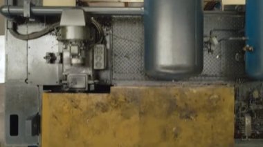 Endüstriyel metal işleme fabrikasının hava görüntüsü..