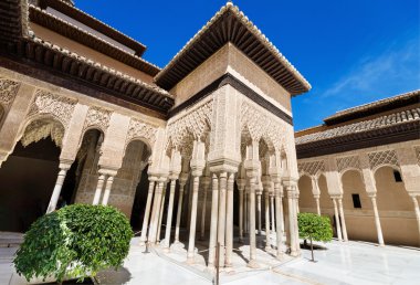 Meşhur Alhambra Sarayı, Granada, Endülüs, İspanya.