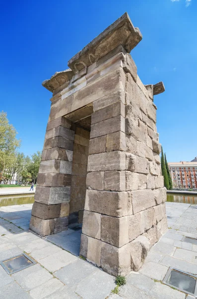 Debod tempel in madrid. oude Egyptische tempel in madrid. beroemde toeristische bezienswaardigheid — Stockfoto