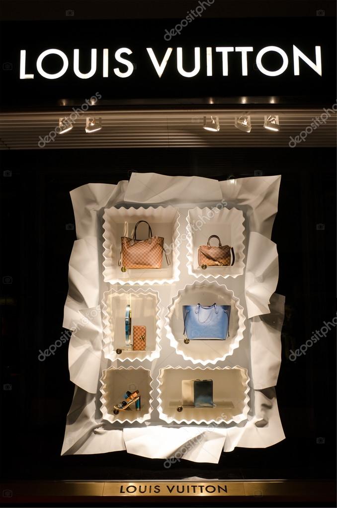 Louis Vuitton store in Puerto Banus, Marbella, Spain. For six consecutive  years (2006,2012), Louis Vuitton has been named the world's most valuable  luxury brand – Stock Editorial Photo © herraez #53007065