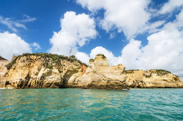 Scenic view of a coastline landscape in Lagos, Algarve, Portugal — Stock Photo, Image