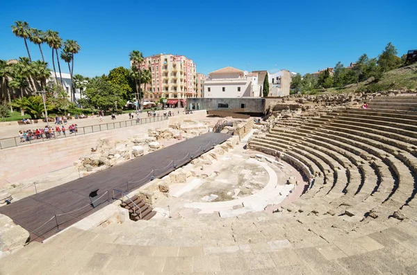 Vista panorâmica das antigas ruínas do teatro romano em Málaga, e — Fotografia de Stock