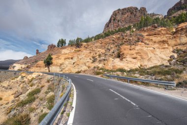 Dağ yolundan Teide Milli Parkı, Tenerife, Kanarya Adası, İspanya.