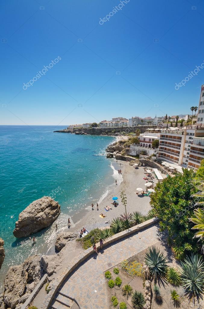 Plage De Nerja Célèbre Localité Touristique De La Costa Del
