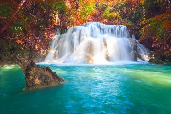 Cascade de Huai Mae Khamin — Photo