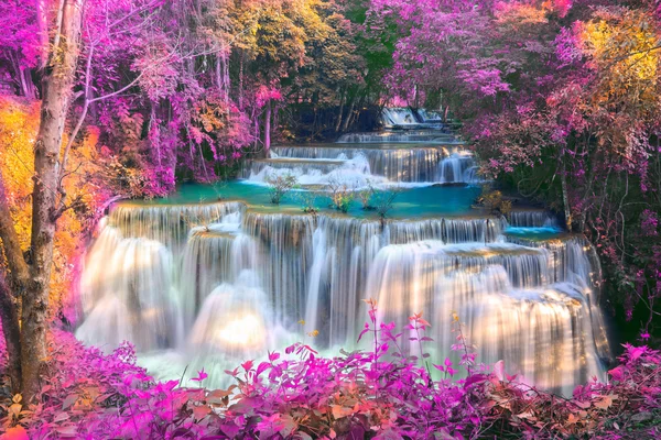 Huai mae khamin waterval — Stockfoto