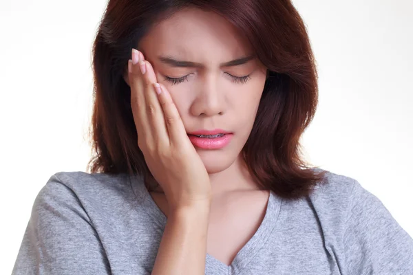 Sakit gigi wanita pada latar belakang putih — Stok Foto