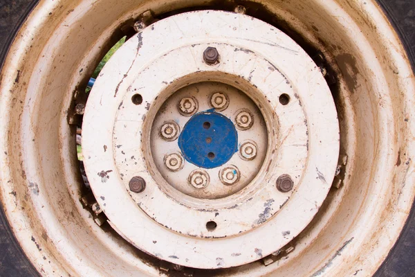 Tractor wheels — Stock Photo, Image