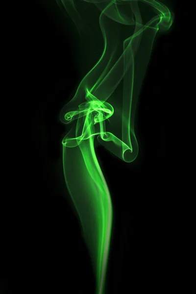 Barevný kouř vonné tyčinky — Stock fotografie