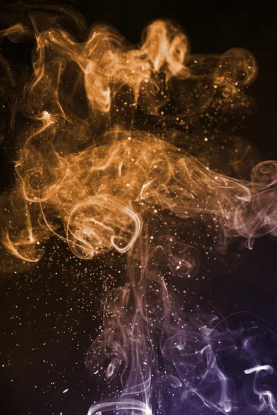 線香のカラフルな煙 — ストック写真