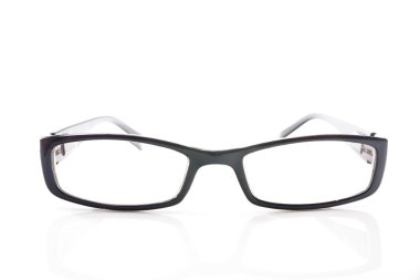 beyaz arkaplanda gözlük