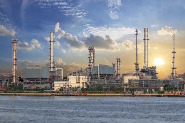 petrokimya sanayi tesisi