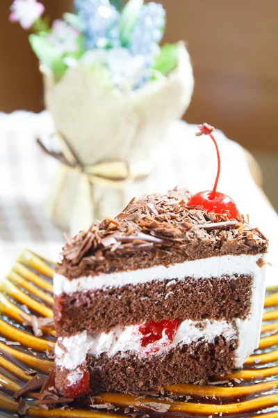 Pastel de chocolate en el plato — Foto de Stock