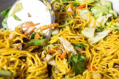 tavada kızartılmış Pirinç Noodle