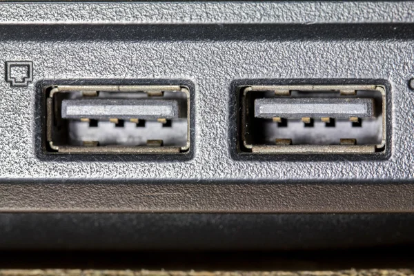 Usb Bağlantı Noktası( Kapat )