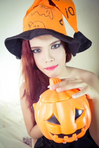 Mujeres en concepto halloween —  Fotos de Stock