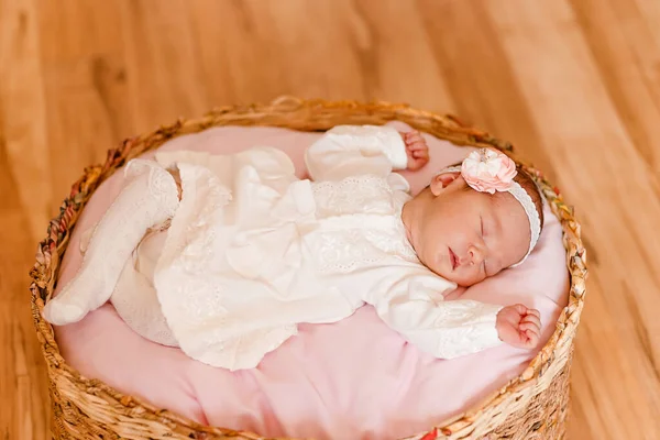 Sleeping Baby Girl Two Weeks Age Beautiful White Dress — Foto de Stock