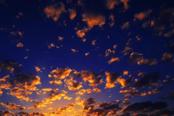 Schöner Sonnenaufgang — Stockfoto