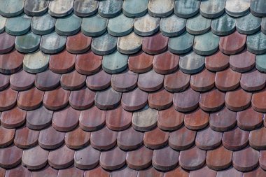 Renkli çatı kiremitleri dokusu veya arka plan alanı. Daha fazla grafik çalışması için