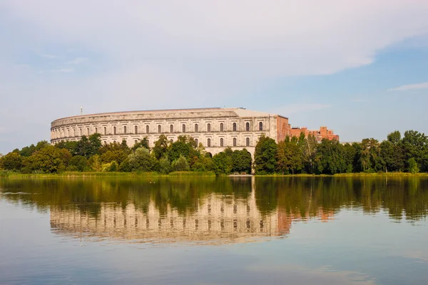 Kongresová hala (Kongresshalle), Norimberk, Německo — Stock fotografie