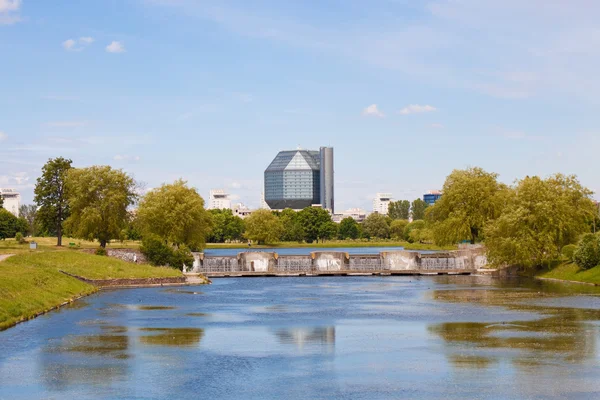 Nationale bibliotheek van Wit-Rusland in minsk — Stockfoto