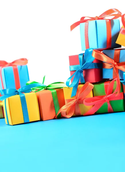 Bir beyaz renkli hediyeler yakın çekim