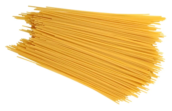Pişmemiş İtalyan makarna spagetti bir beyaz — Stok fotoğraf