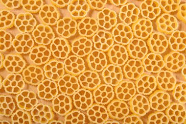 Pişmemiş makarna çeşitleri rotelle arka plan olarak