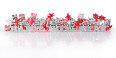 Mutlu yeni yıl gümüş metin ve hediyeler 