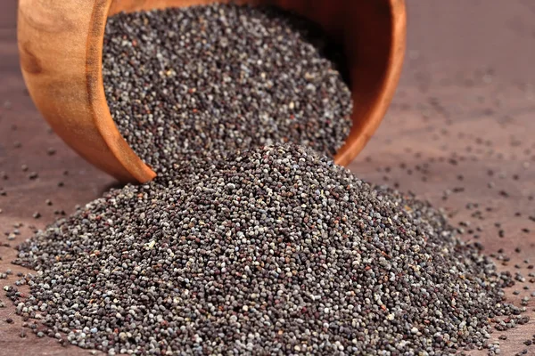 Poppy seeds in a  bowl — Stock Photo, Image