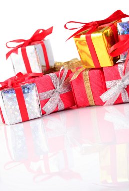 Bir beyaz renkli hediyeler yakın çekim