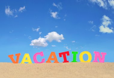 Bir sahil kumu tatil harfler