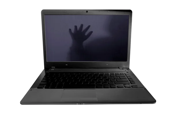 Laptop ekran gölge bilinmeyen insan (hacker kavramı ile izole) — Stok fotoğraf