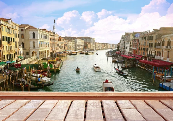 Mesa y Venecia en la hora de la puesta del sol, Italia — Foto de Stock