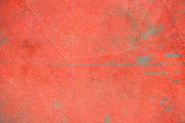 kırmızı duvar kırık