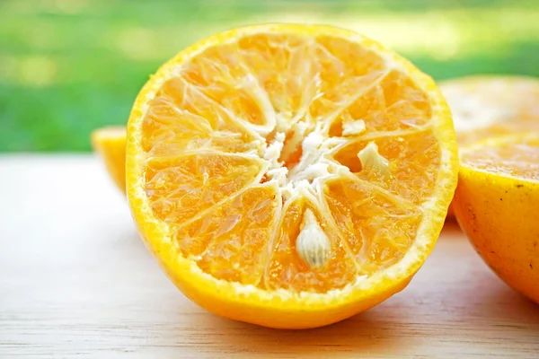 Нарезанный апельсин в упор — стоковое фото