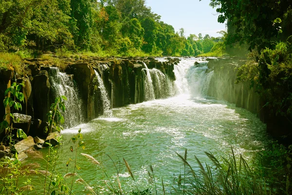 Waterval Tad-Pa Suam in de provincie Champasak, Laos — Stockfoto