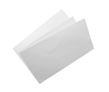 beyaz zemin üzerinde katlanmış kağıt