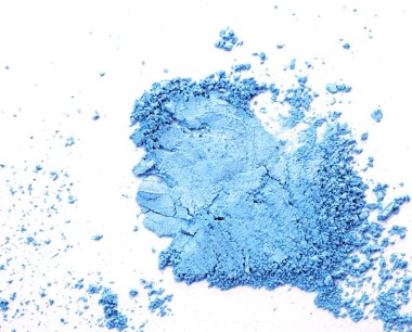 ezilmiş göz farları beyaz arkaplanda izole edilmiş