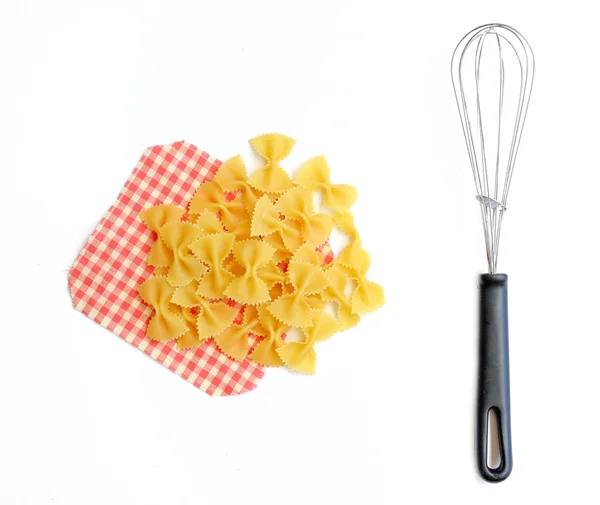 Pasta cruda italiana (con frusta in acciaio inox) ) — Foto Stock