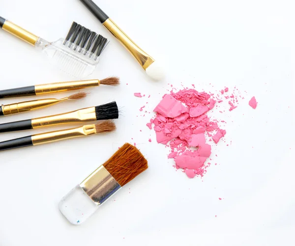 Set of make up cosmetic, brush, pink powder on white background — Stockfoto