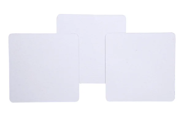 Cuadrado hoja en blanco de papel aislado en blanco con ruta de recorte — Foto de Stock