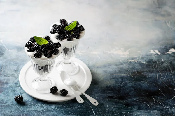 Nut milk dessert with blackberries — Stock Photo, Image