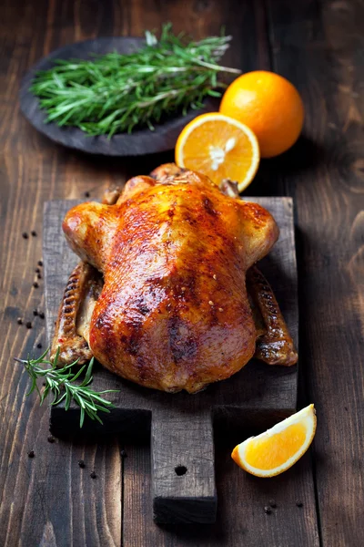 Roast duck in orange glaze — Stock Photo, Image