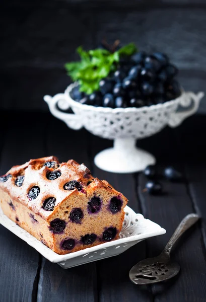 Whole grain loaf cake — Stock Photo, Image