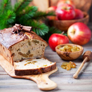 taze elmalı tarçınlı kek