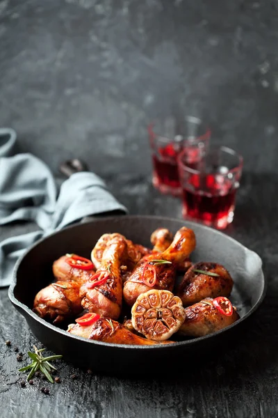 Pernas de frango assadas — Fotografia de Stock