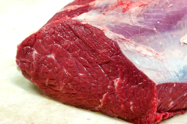 Nahaufnahme zeigt Textur in rohem Rindfleisch — Stockfoto