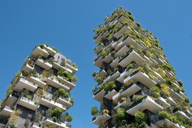 Benzersiz ağaç gökdelenler, Milan, İtalya