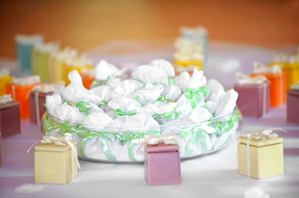 Assorted party favors displayed on a table — Stock Photo, Image